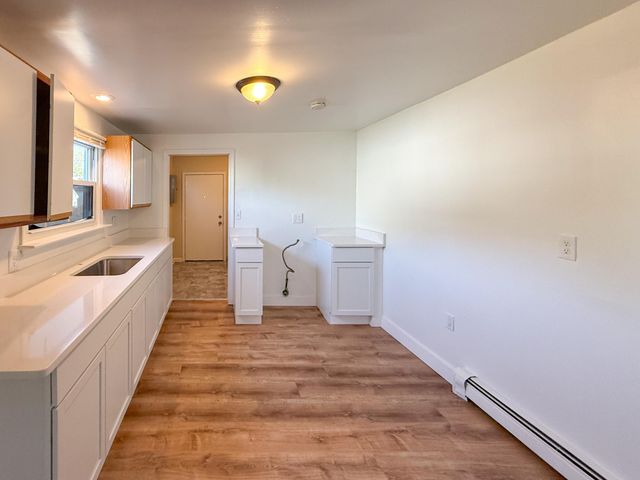 13460 Georgiana Avenue, Warren, MI 48089