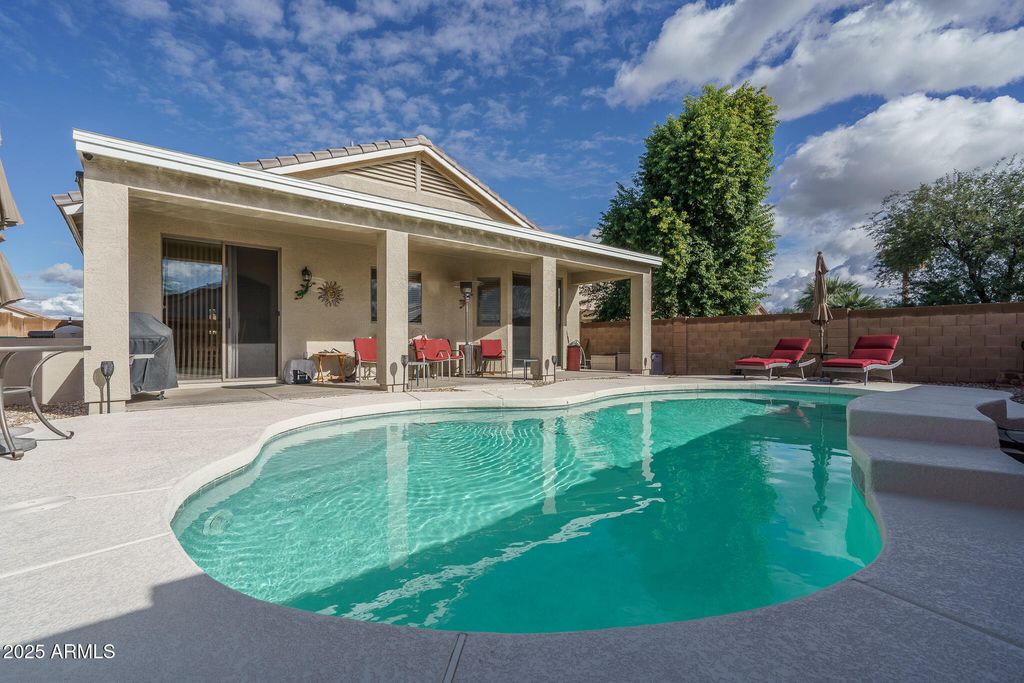 17061 W HALIFAX Lane, Surprise, AZ 85374