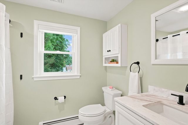 104 Center St., Groveland, MA 01834