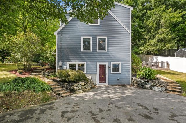 104 Center St., Groveland, MA 01834