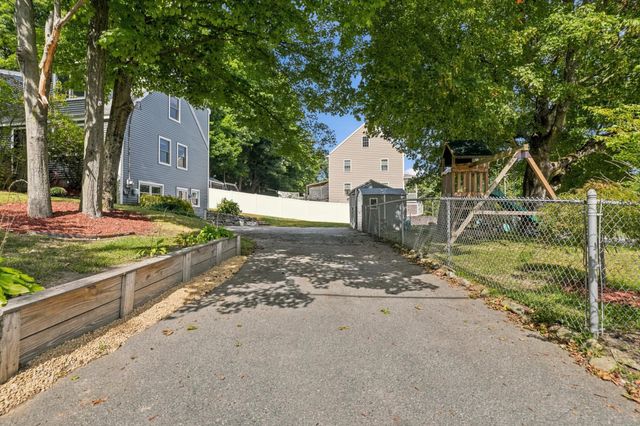 104 Center St., Groveland, MA 01834