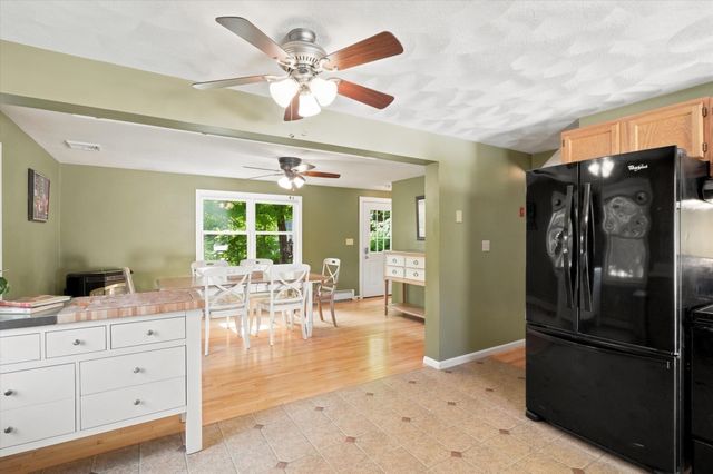 104 Center St., Groveland, MA 01834