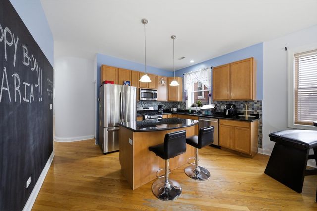 25 N Menard Avenue 2S, Chicago, IL 60644