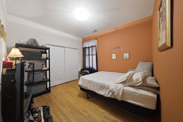 25 N Menard Avenue 2S, Chicago, IL 60644