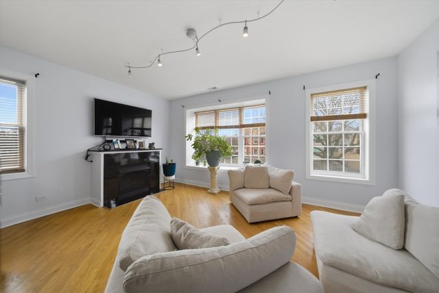 25 N Menard Avenue 2S, Chicago, IL 60644