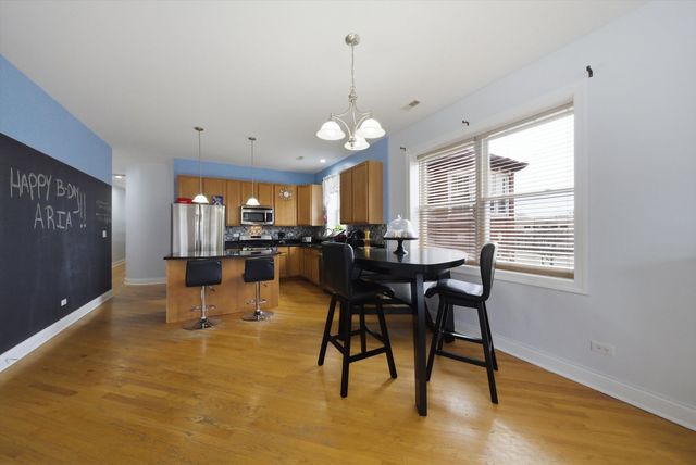 25 N Menard Avenue 2S, Chicago, IL 60644