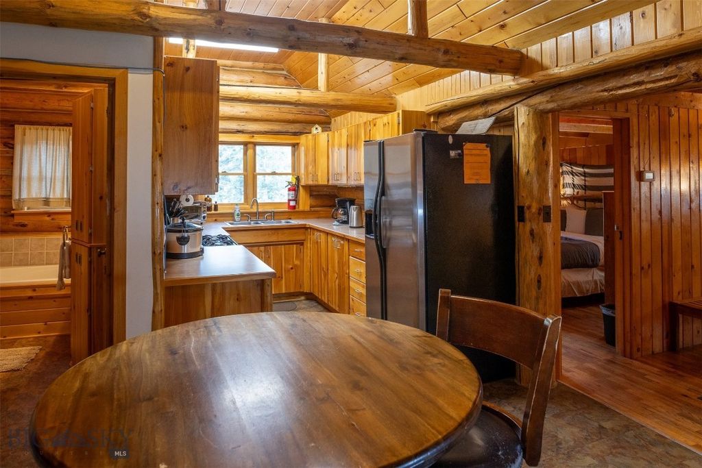 304 Main E, Cooke City, MT 59020 photo 31