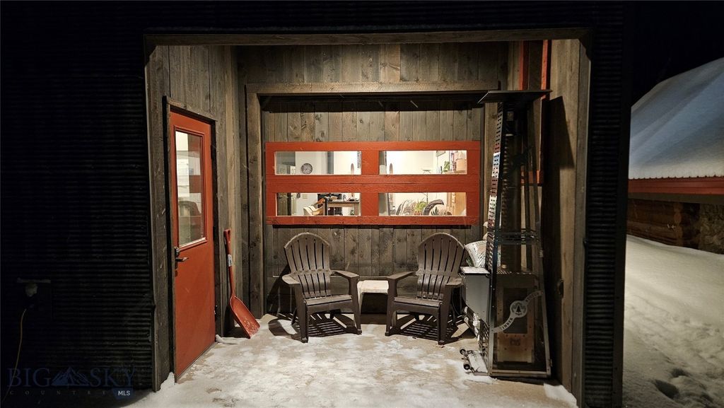 304 Main E, Cooke City, MT 59020 photo 5