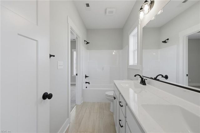 14002 Old Suffolk RD, Windsor, VA 23487