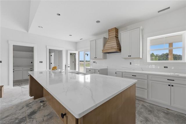 14002 Old Suffolk RD, Windsor, VA 23487