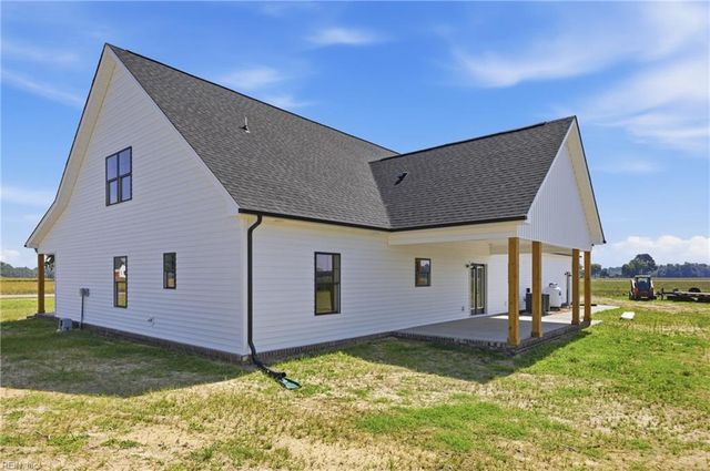 14002 Old Suffolk RD, Windsor, VA 23487