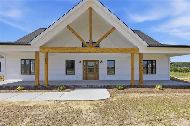 14002 Old Suffolk RD, Windsor, VA 23487
