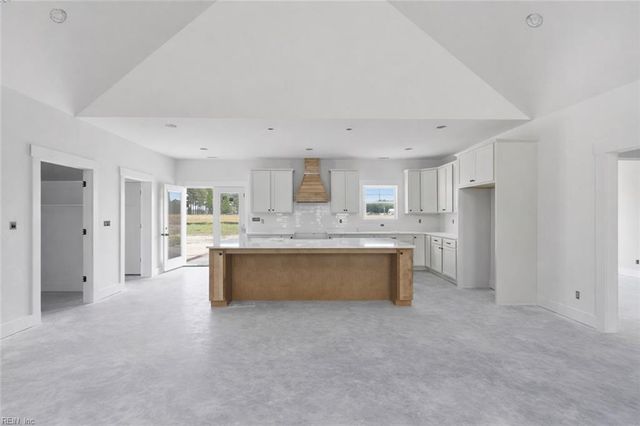 14002 Old Suffolk RD, Windsor, VA 23487