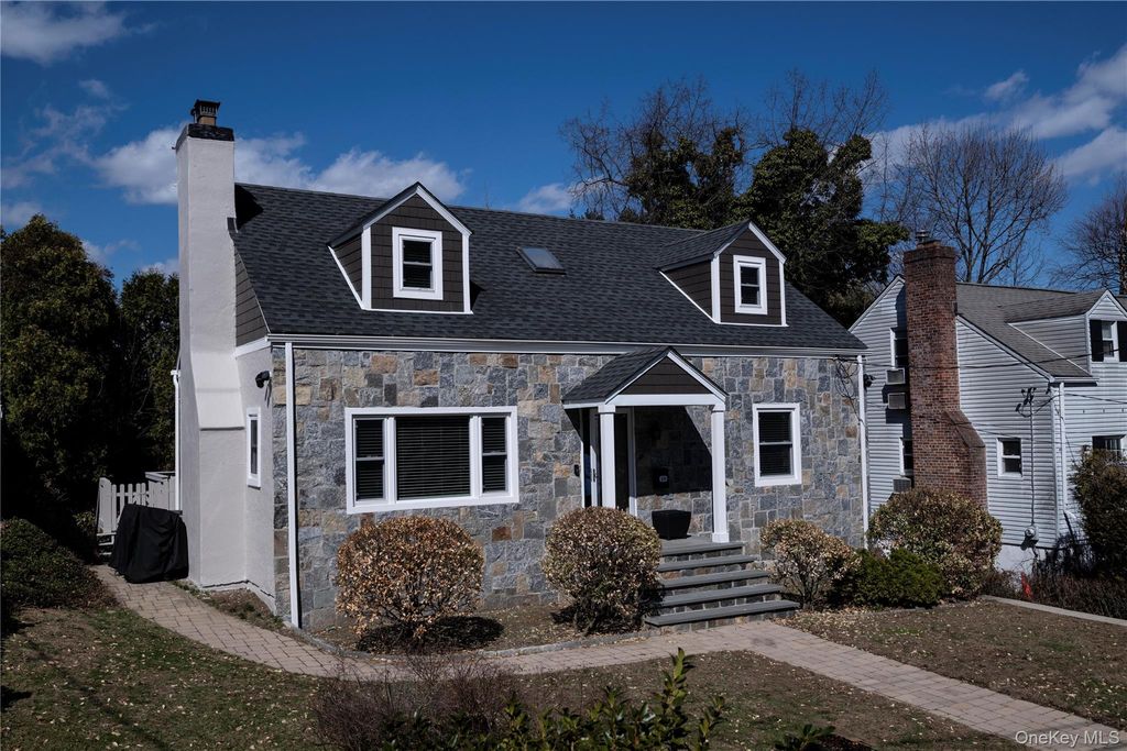 40 Wickford Road, New Rochelle, NY 10801