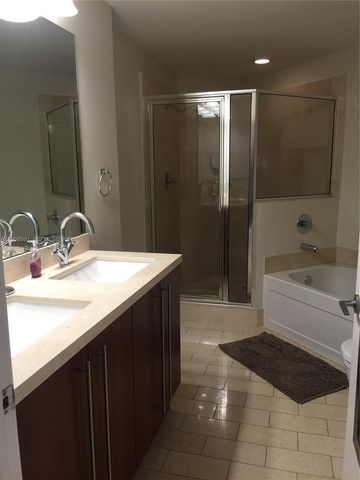 79 SW 12th St 1406-S, Miami, FL 33130