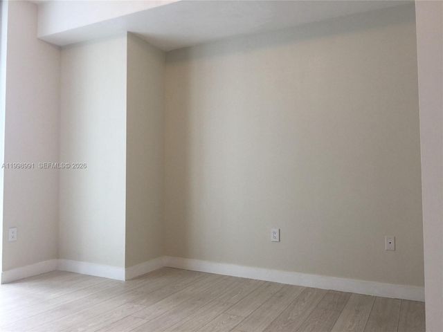 79 SW 12th St 1406-S, Miami, FL 33130