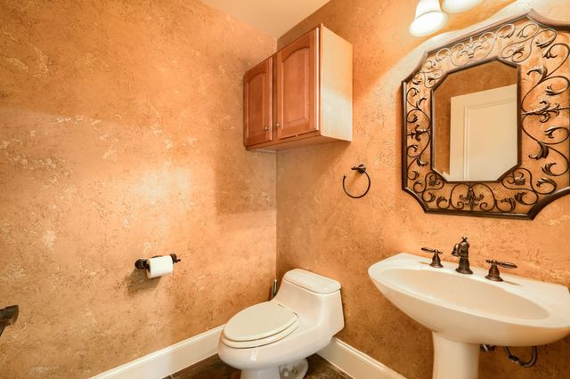8009 Canyon Oak Drive, North Richland Hills, TX 76182