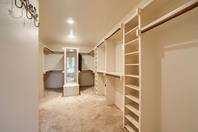8009 Canyon Oak Drive, North Richland Hills, TX 76182