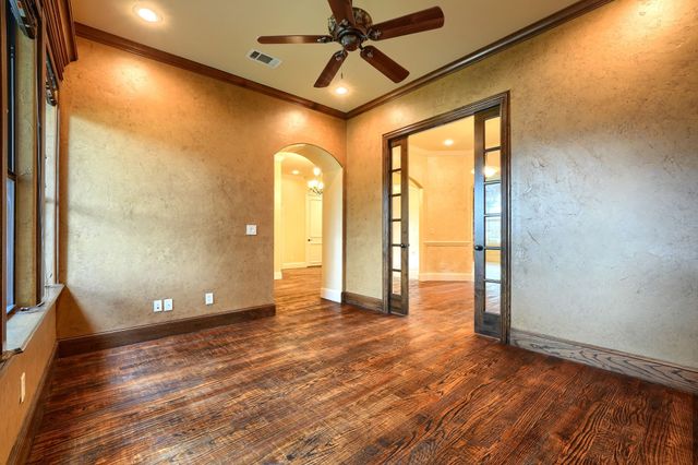 8009 Canyon Oak Drive, North Richland Hills, TX 76182