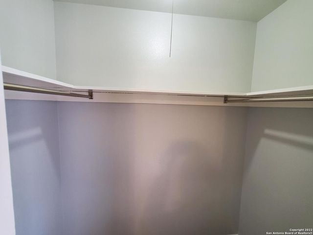 911-Y VANCE JACKSON RD, San Antonio, TX 78201