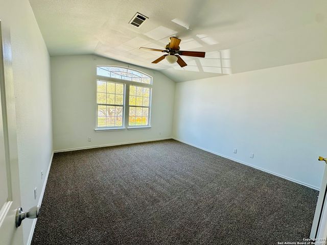 1064 Maltese ln, San Antonio, TX 78260