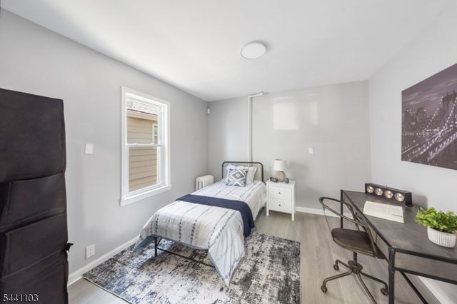 810 Spruce St, Roselle Boro, NJ 07203