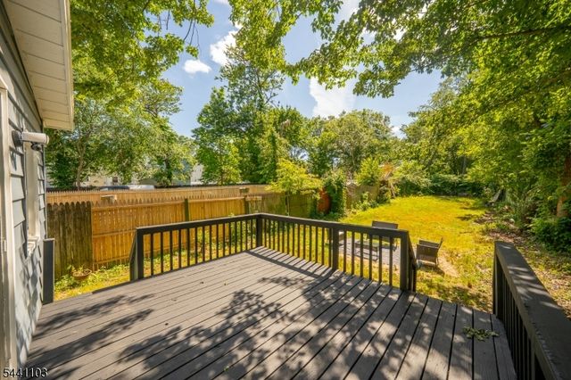 810 Spruce St, Roselle Boro, NJ 07203