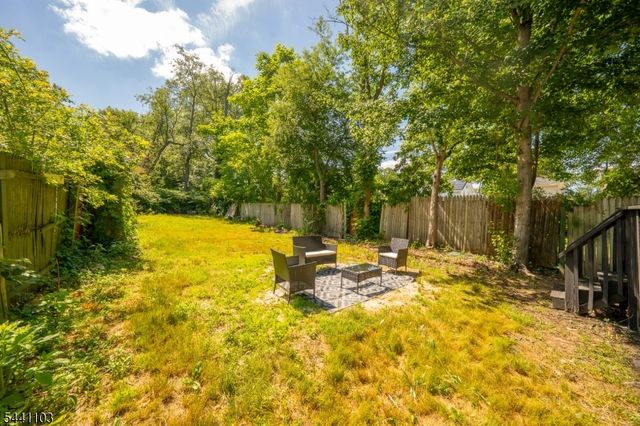 810 Spruce St, Roselle Boro, NJ 07203