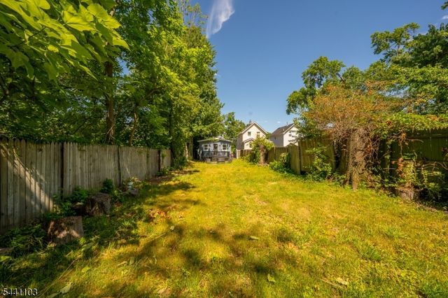 810 Spruce St, Roselle Boro, NJ 07203