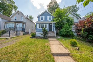 810 Spruce St, Roselle Boro, NJ 07203