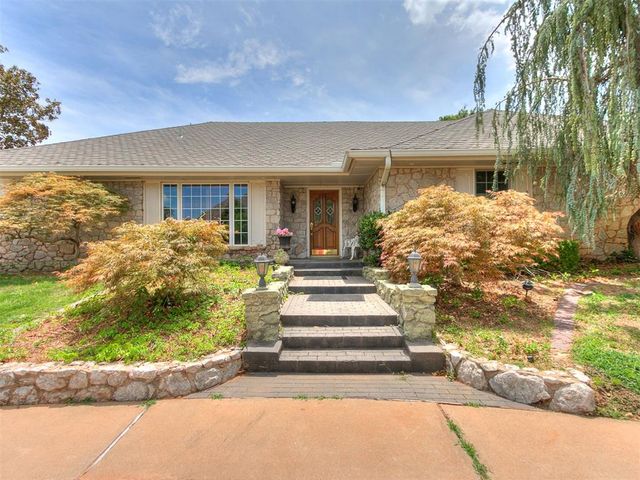 1108 Oak Tree Drive, Edmond, OK 73025
