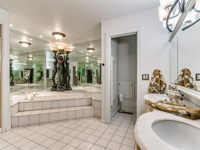 1108 Oak Tree Drive, Edmond, OK 73025