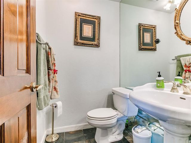 1108 Oak Tree Drive, Edmond, OK 73025