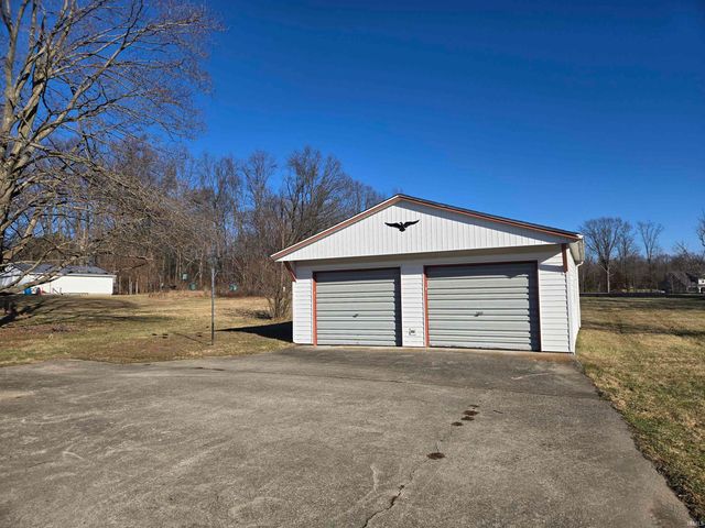 1755 S Kirby Road, Bloomington, IN 47401