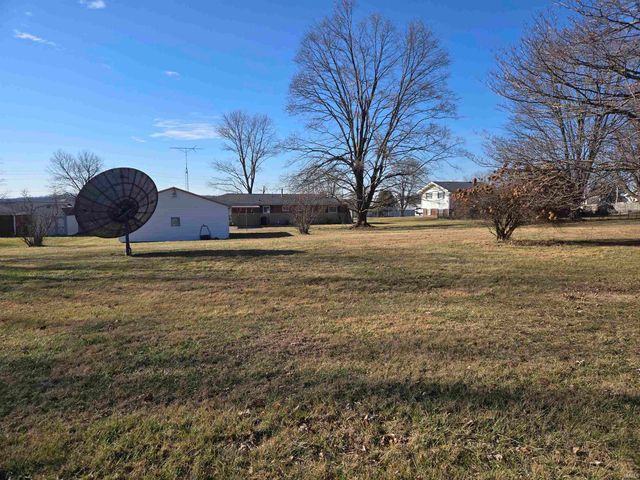 1755 S Kirby Road, Bloomington, IN 47401