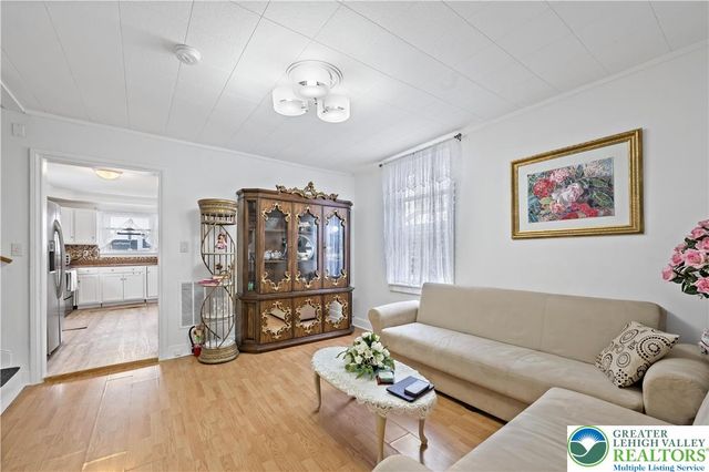 614 West Wilkes Barre Street, Easton, PA 18042