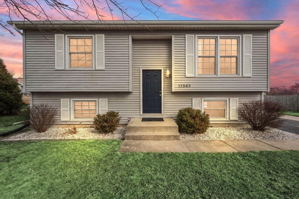 17583 Marion Drive, Lowell, IN 46356