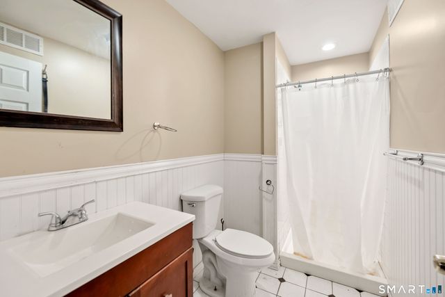 1192 North High Street, East Haven, CT 06512