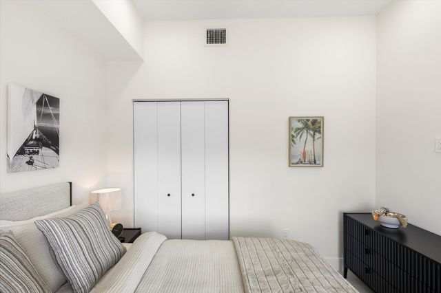 27433 Antigua Lane, Ramrod Key, FL 33042