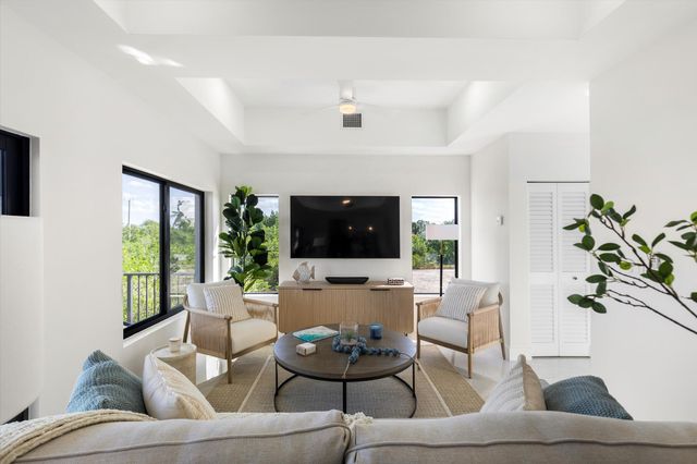 27433 Antigua Lane, Ramrod Key, FL 33042