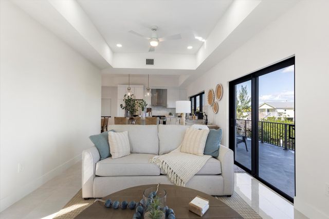 27433 Antigua Lane, Ramrod Key, FL 33042