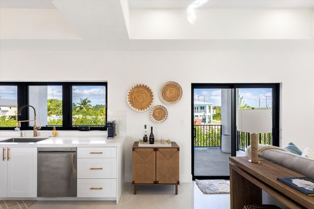 27433 Antigua Lane, Ramrod Key, FL 33042