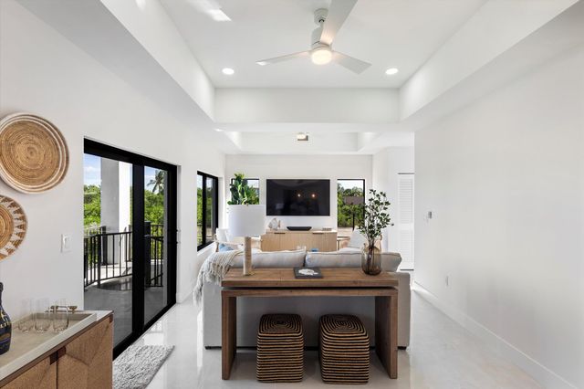 27433 Antigua Lane, Ramrod Key, FL 33042