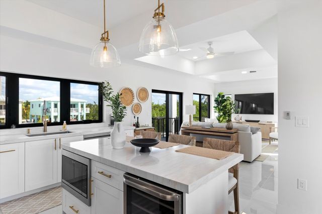 27433 Antigua Lane, Ramrod Key, FL 33042