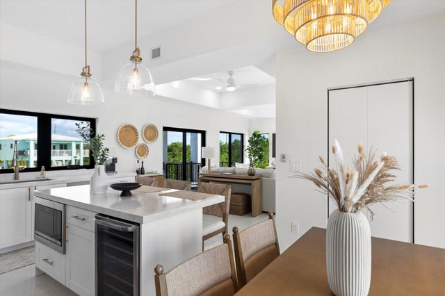 27433 Antigua Lane, Ramrod Key, FL 33042