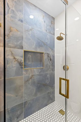 27433 Antigua Lane, Ramrod Key, FL 33042