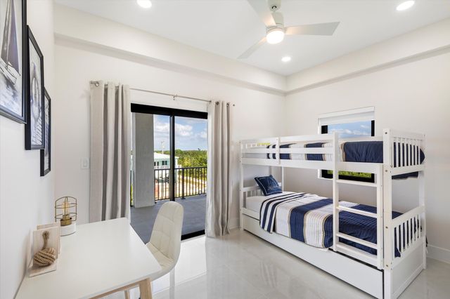 27433 Antigua Lane, Ramrod Key, FL 33042