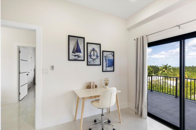 27433 Antigua Lane, Ramrod Key, FL 33042