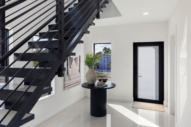 27433 Antigua Lane, Ramrod Key, FL 33042