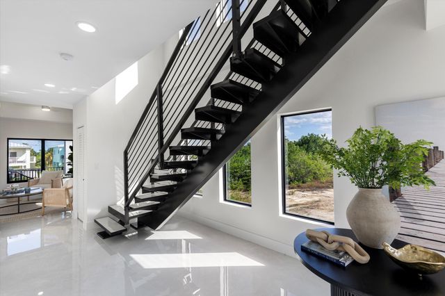 27433 Antigua Lane, Ramrod Key, FL 33042